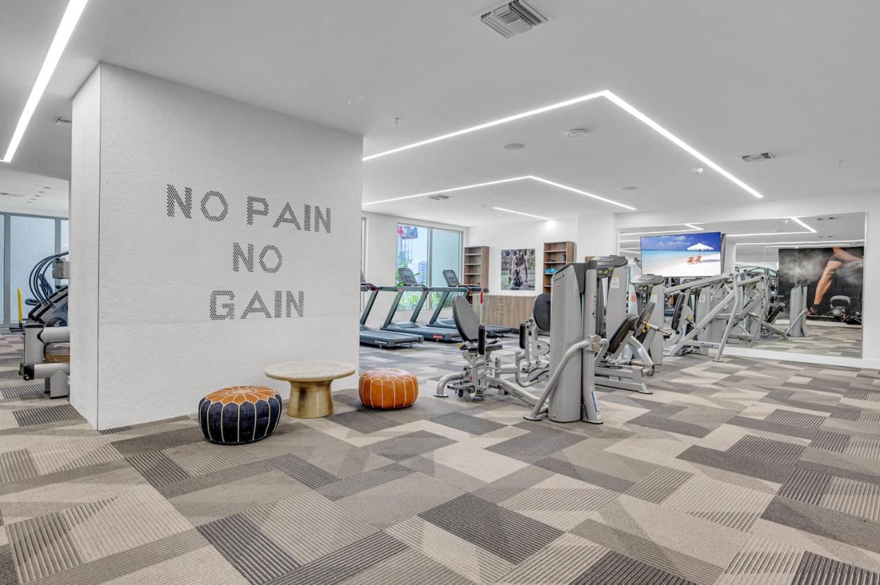 Апартаменты Modern Unit In Downtown Miami With Free Parking Экстерьер фото
