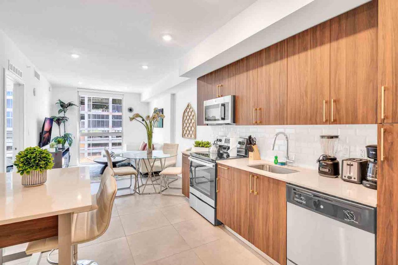 Апартаменты Modern Unit In Downtown Miami With Free Parking Экстерьер фото